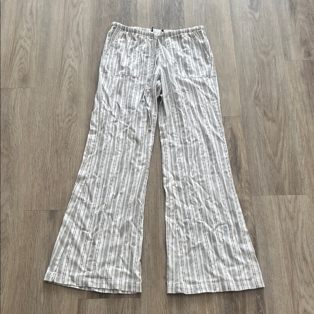 Striped Wide-Leg Pants